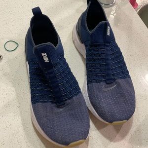 Nike react phantom flyknit 2